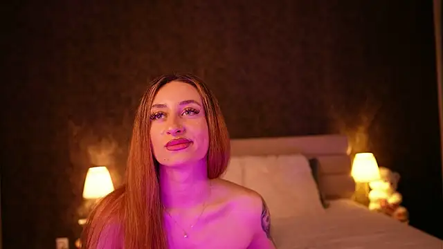 AuraM00n webcam