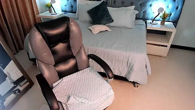 mari_caroley6 webcam