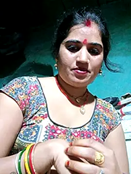 Hot_kamla