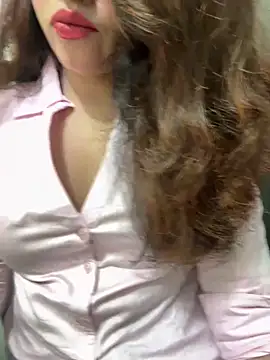 riya_sharma11 webcam