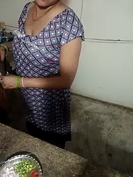 Savita_bhabhi_enjoy webcam