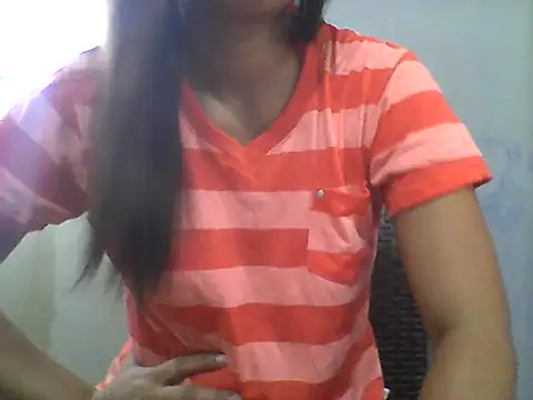 CreamyHotPussy4u webcam
