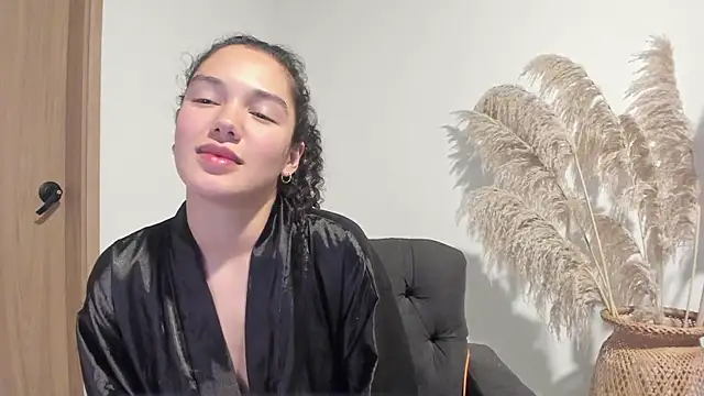 MiaRouseex webcam