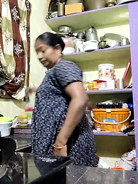 yamini1431 webcam