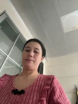 美女buusoom在线直播