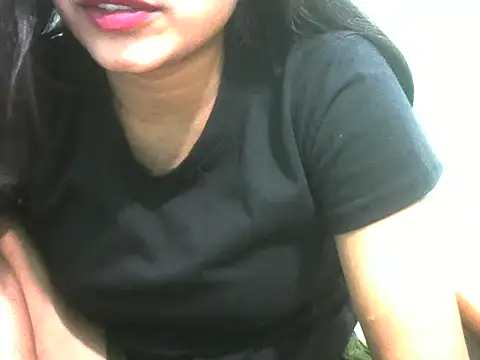 Lovely-Pandey webcam
