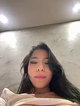 Sarah_cam06