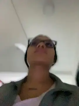 Riana_Kean webcam