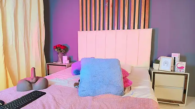 DeboraEvans webcam