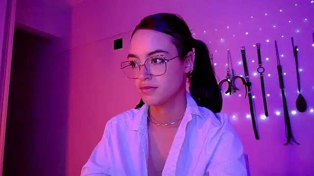 nina_kink webcam