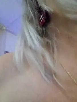 LadyTouch webcam