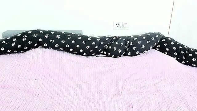 Dark_Moni webcam
