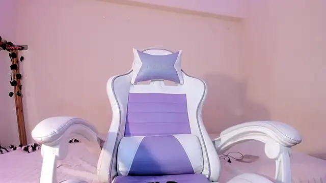 Anastasia1213 webcam