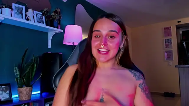 evy_orange1 webcam