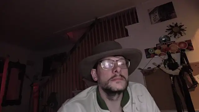 MasterDaddyCool webcam