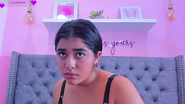 Sophiia_77 webcam