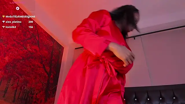 hugeboobs-ebony webcam