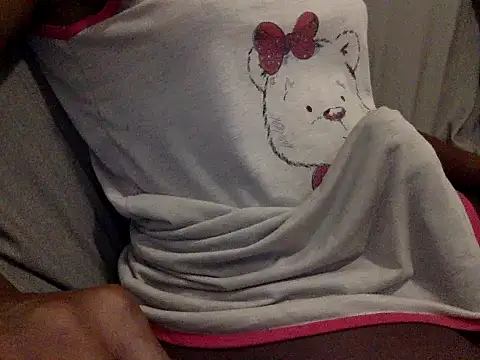 RayanneCampbell-25cm webcam