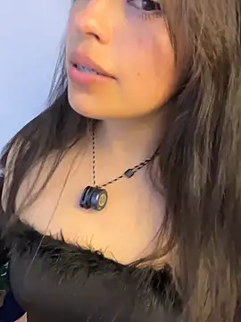 Yenifer_27 webcam