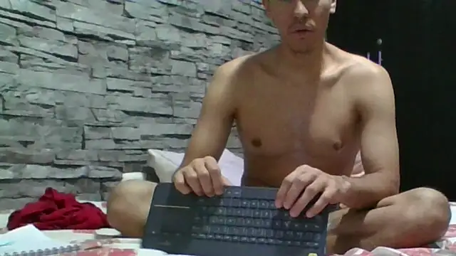 Sexylatin64 webcam