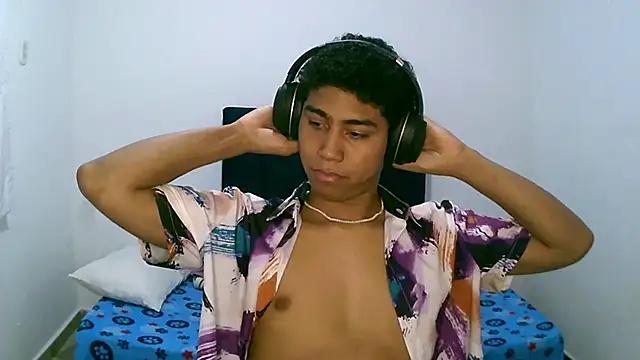 Preview of joused_dominic