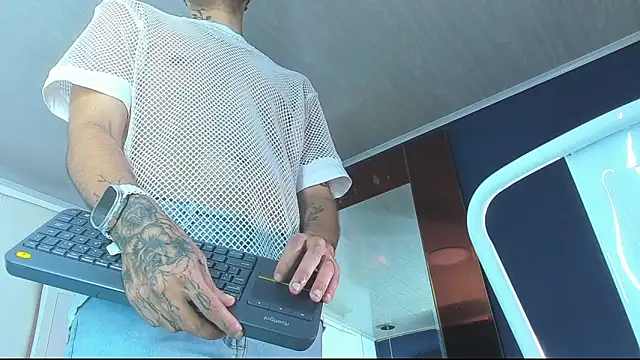 Preview of daniel_huge22