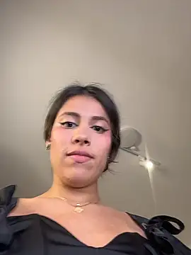 EMILIIA_RICHTER__ webcam