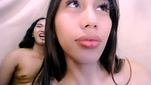 slutty_aki webcam
