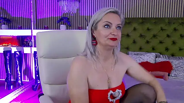 LadyTouch webcam