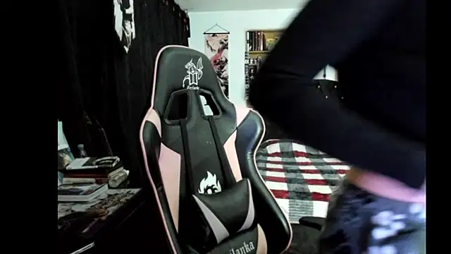 Maki_Zein_ webcam