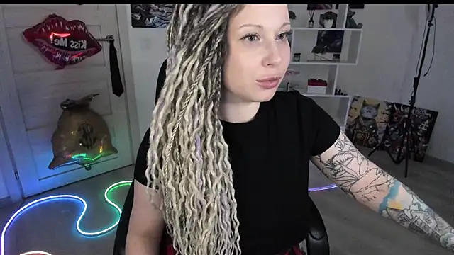 HoneySallyMoore webcam