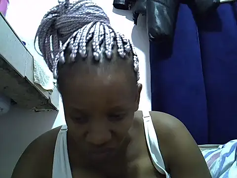 prettybeee webcam
