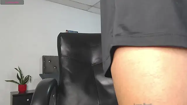 Aaronblack1_