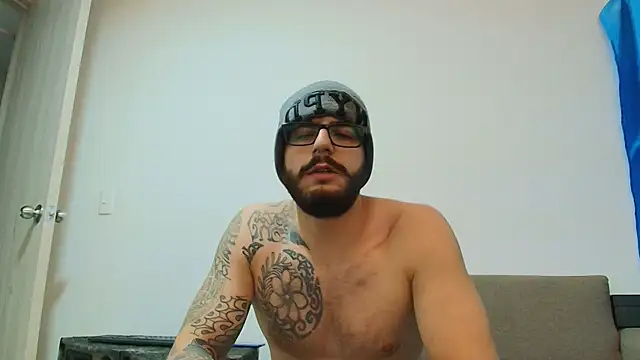 thomas_gun live sex cam