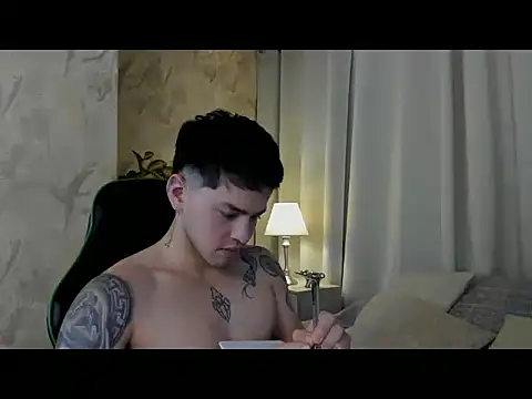 RONNY_COLTON