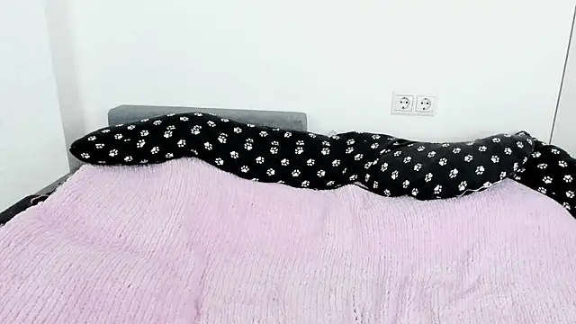 Dark_Moni webcam
