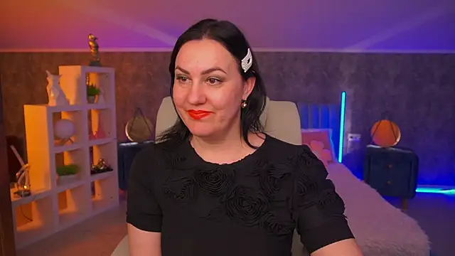 VelvetLuck webcam