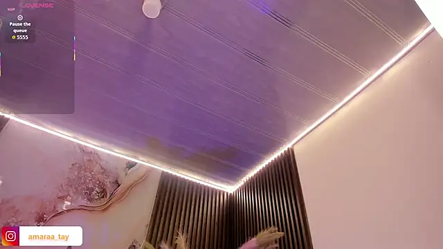 amara_tay (F teen) - Put plug anal