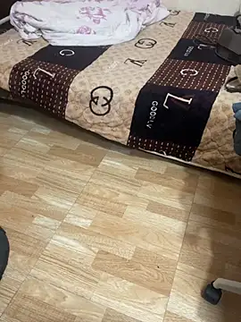 Mina048 webcam
