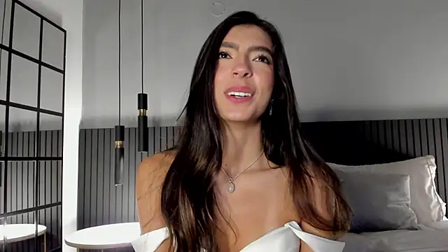 Ninaa_Rosee webcam