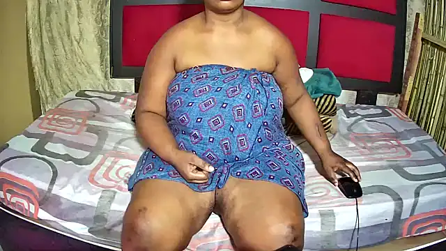 Exotic_FreakyQueen webcam