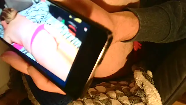 T0Yforeskin webcam