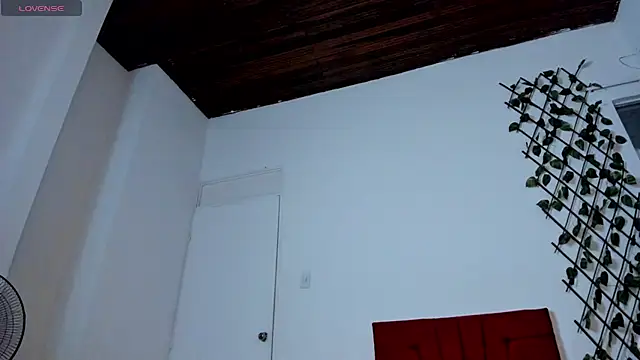 LisaTepes webcam
