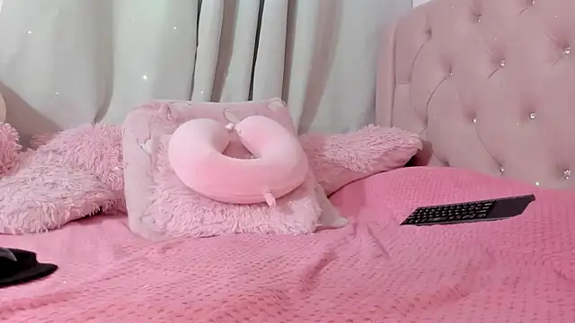 Abby-02 webcam