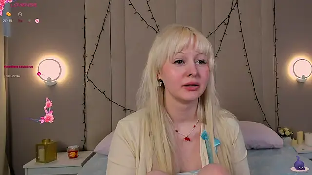AdeleSilvy webcam