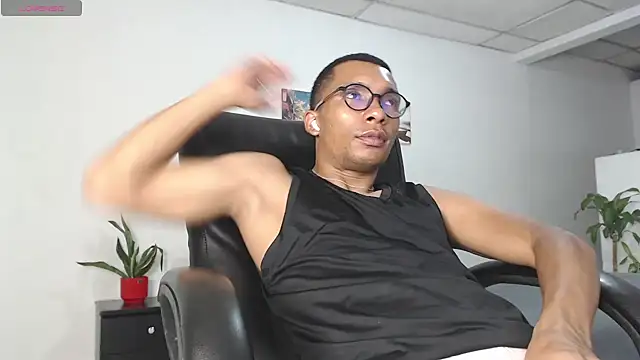 Aaronblack1_ webcam