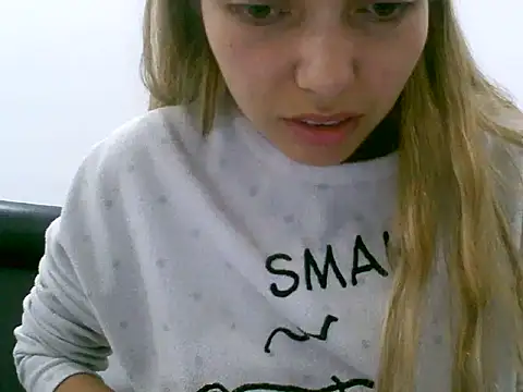 VittoriaTaylor webcam