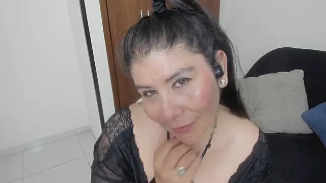 kiraGeiner webcam