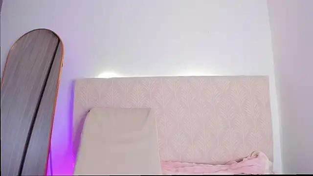 MissLana77 webcam