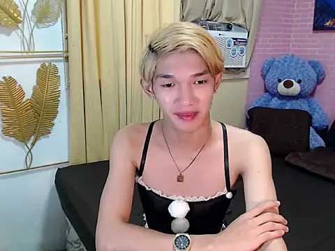 urasian_john18 webcam